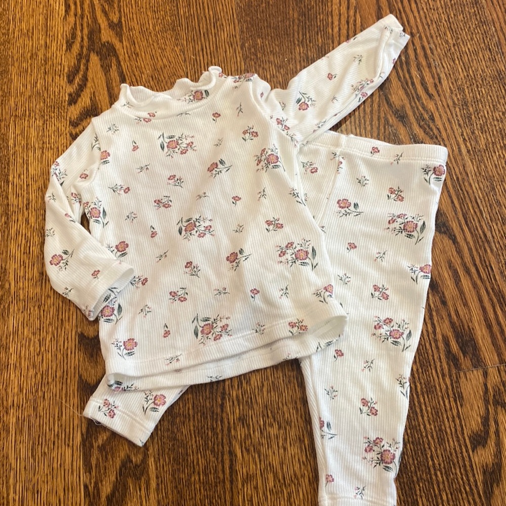 Flowered Angel Dear Soft Outfit